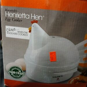 Maverick Henrietta Hen Egg Cooker BOX DAMAGED PRODUCT USED BUT GVC